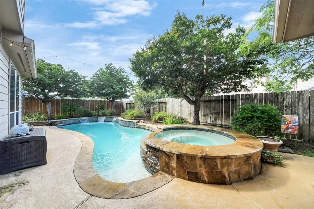 Photo of 6111 Meadowstream Court