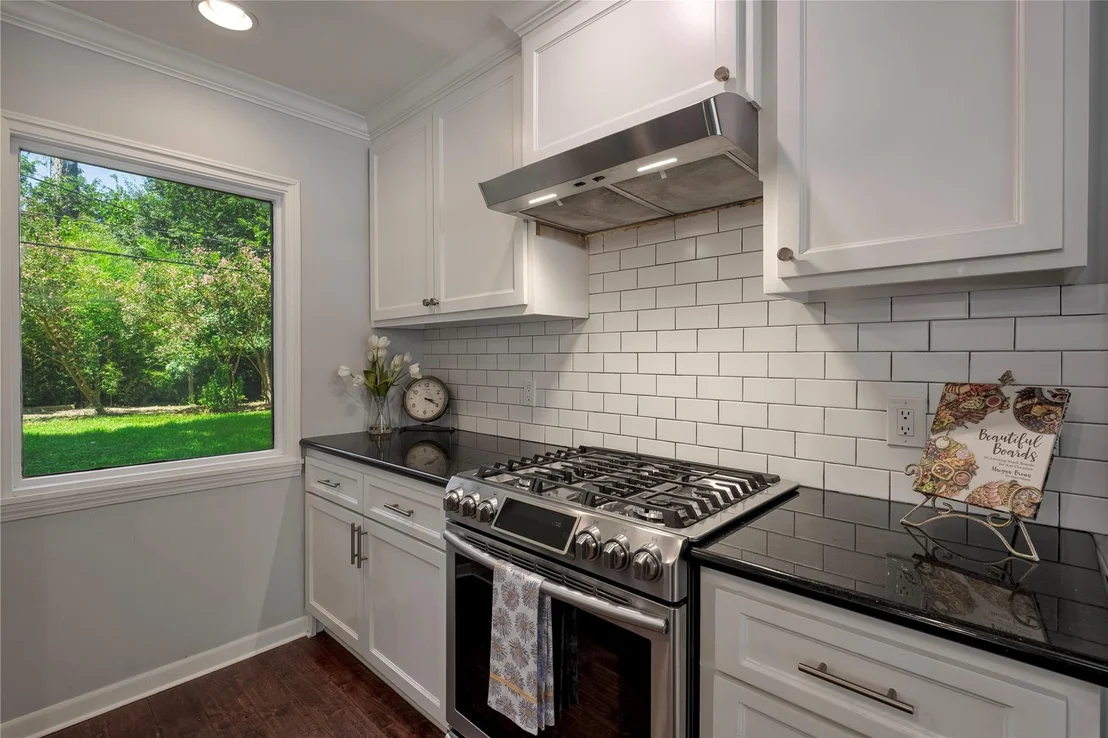 Photo of 515 Azaleadell Drive
