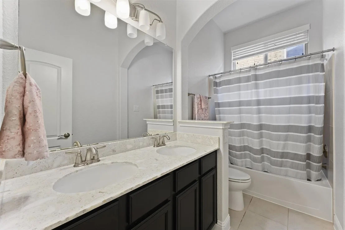 Photo of 6 Inland Prairie Drive