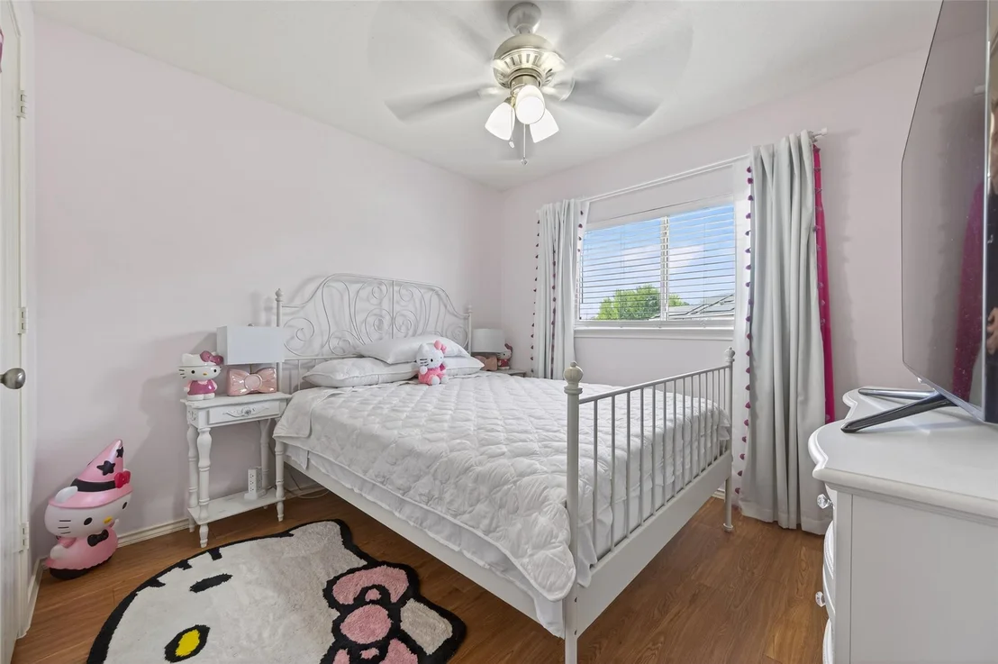 Photo of 903 Red Alder Circle