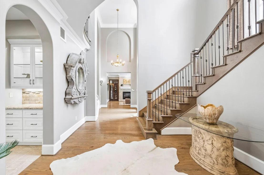 Photo of 907 Enclave Lake Drive