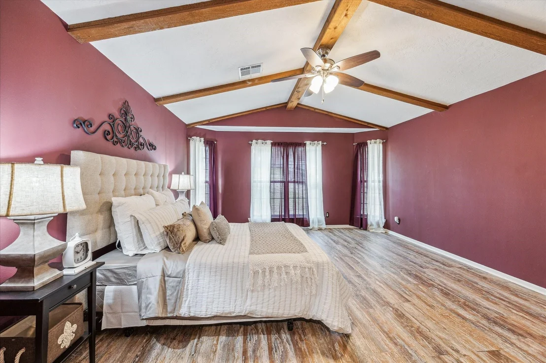 Photo of 3477 Bradley Lane