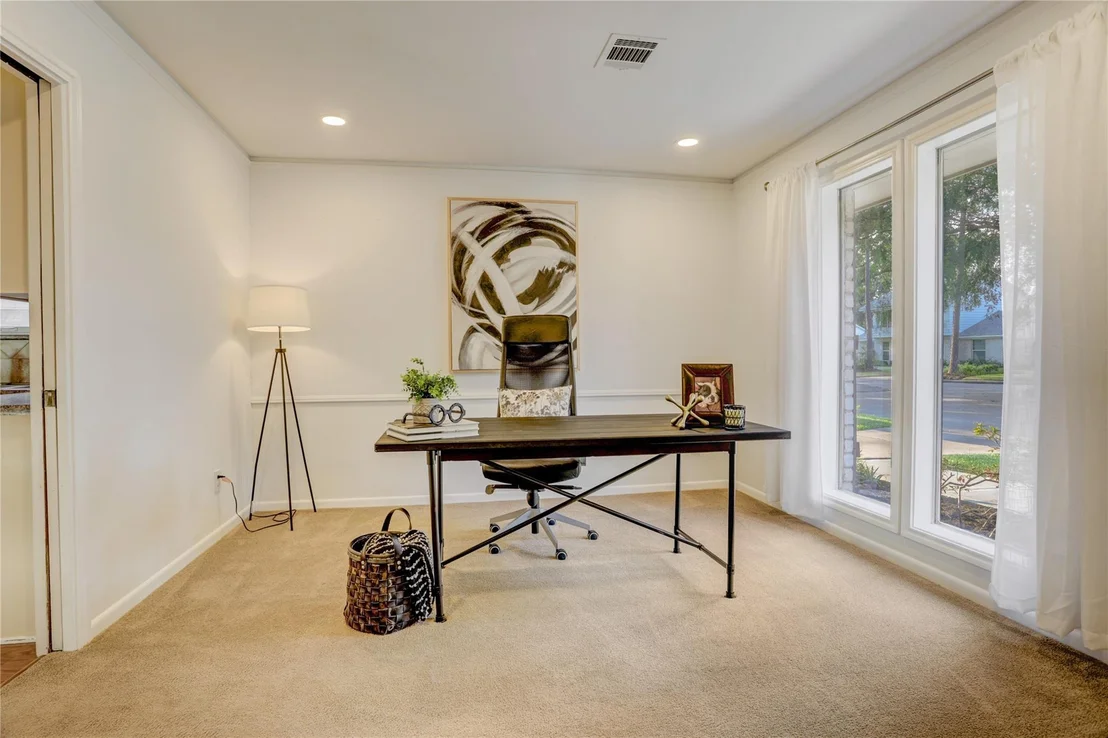 Photo of 10803 Chevy Chase Drive