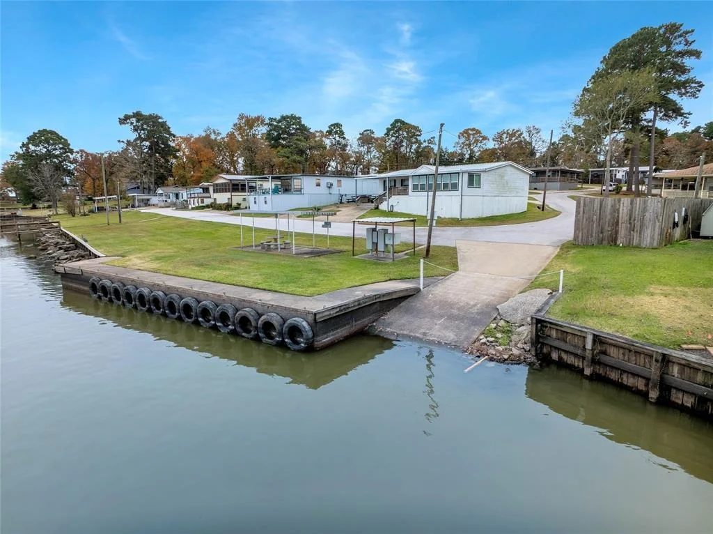 Photo of 176 N Panuco Drive