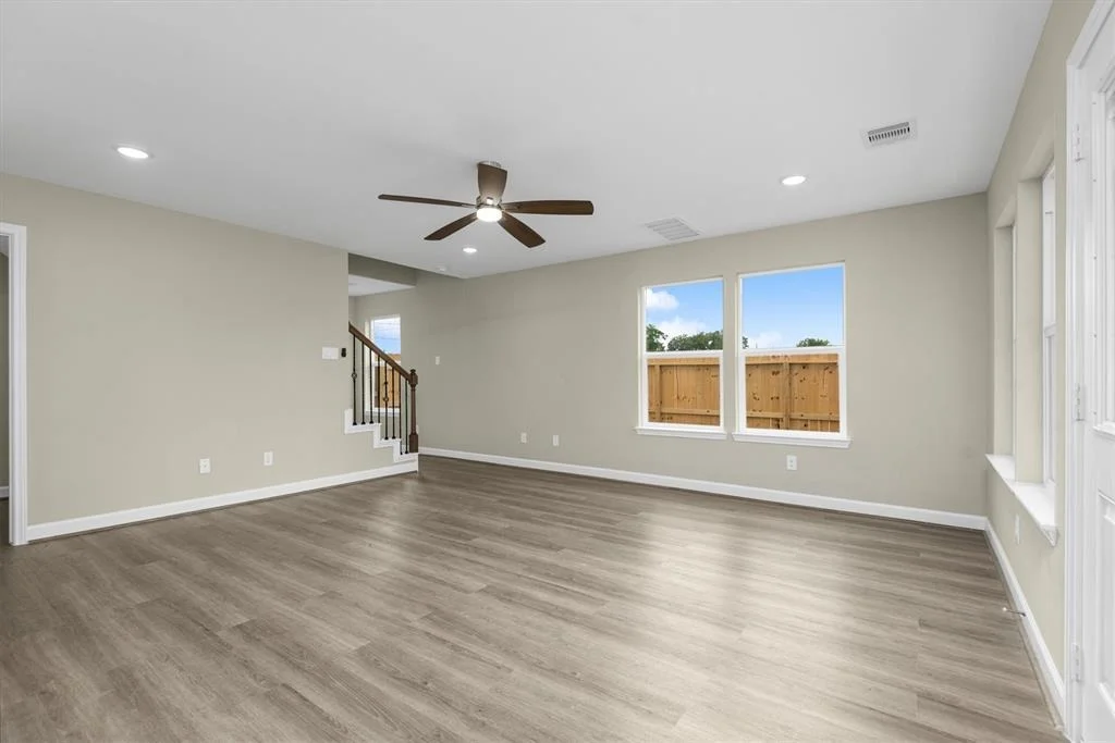 Photo of 7937 Fields Street