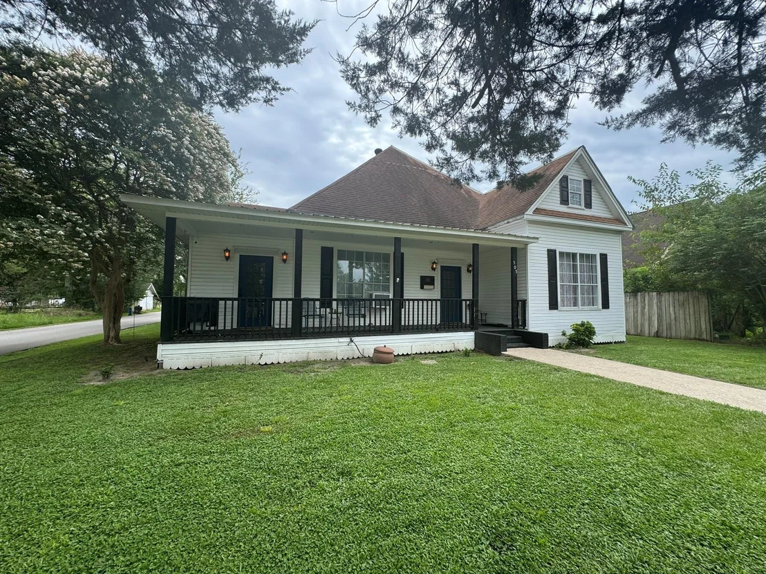 Photo of 505 N 6th Street