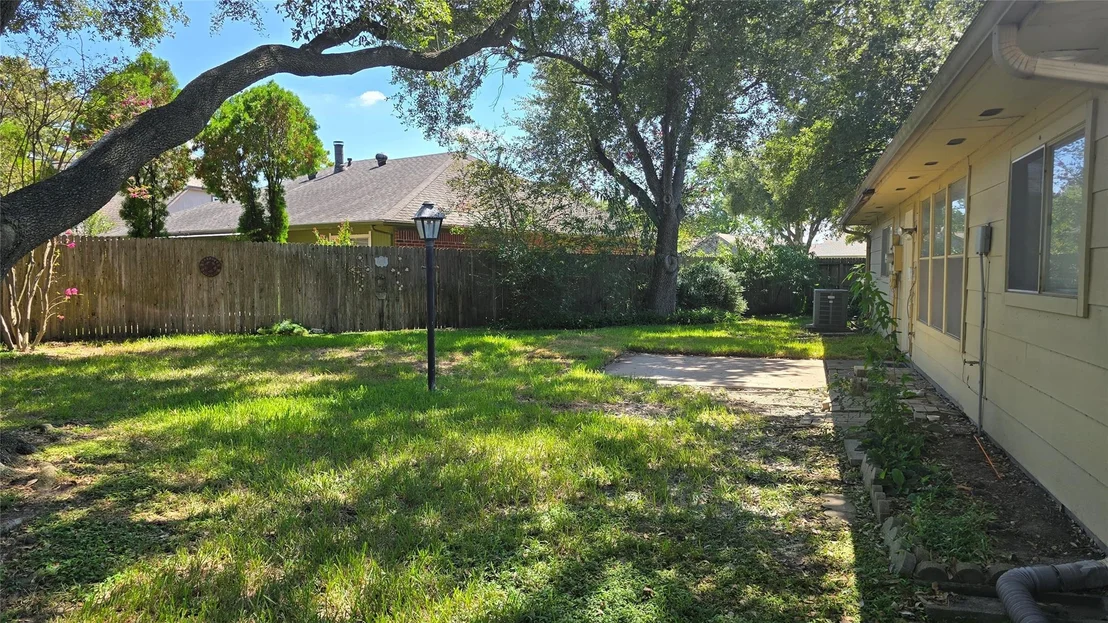 Photo of 11102 Fall Breeze Drive