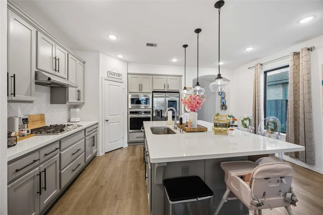 Photo of 3735 Handel Drive