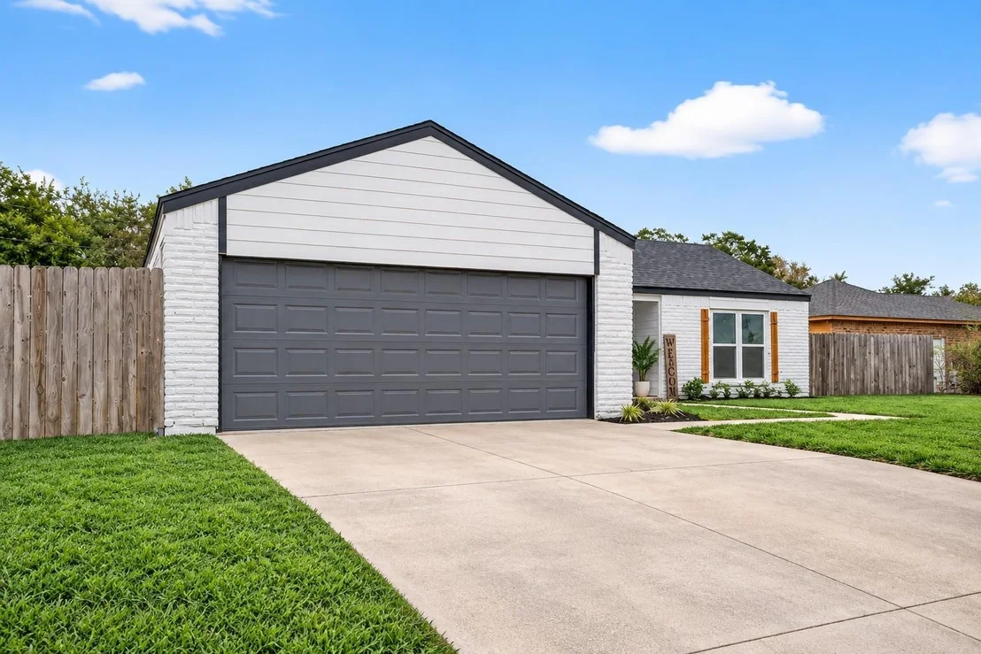 Photo of 13110 Naples Lane