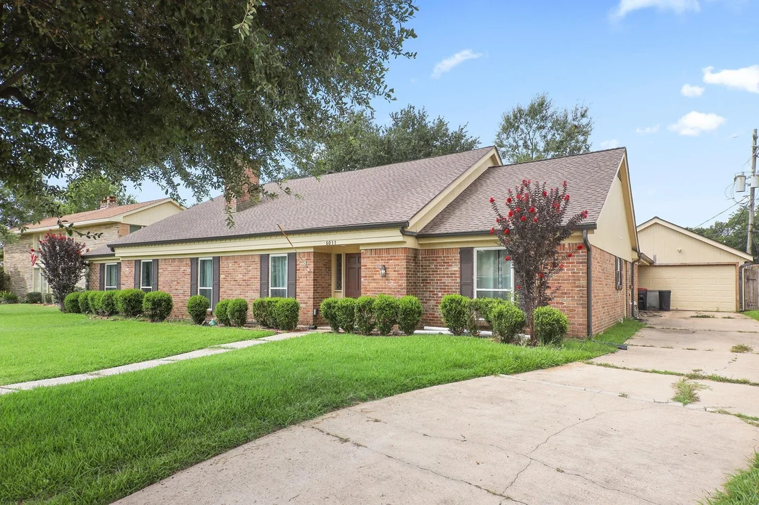 Photo of 5011 Arrowhead Drive