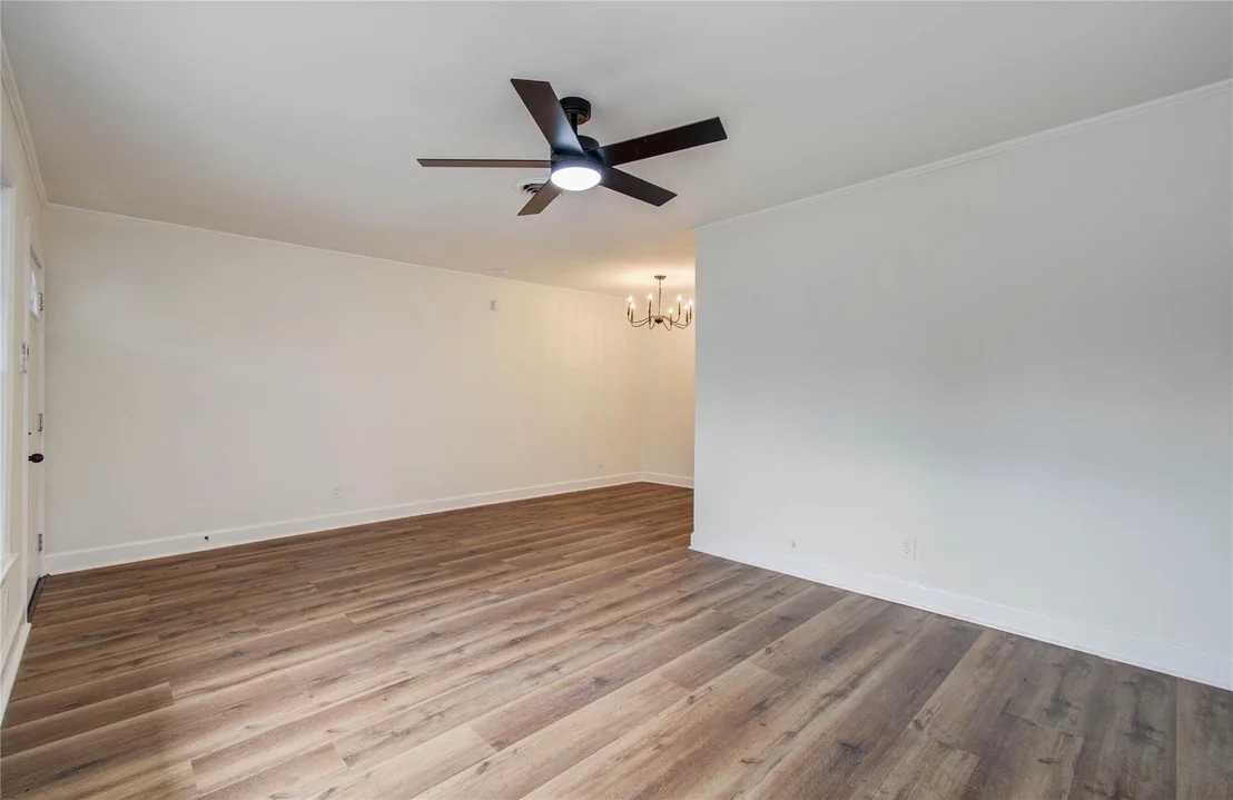 Photo of 2417 Pecan Street
