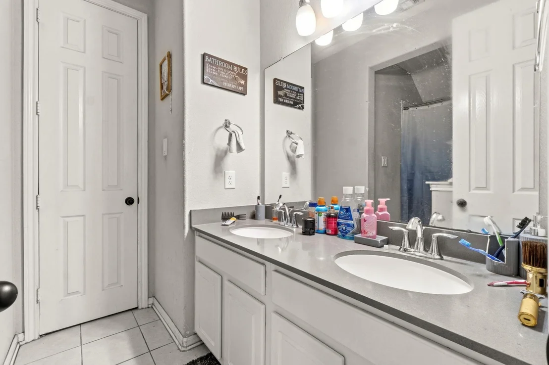 Photo of 30985 Laurel Creek Lane