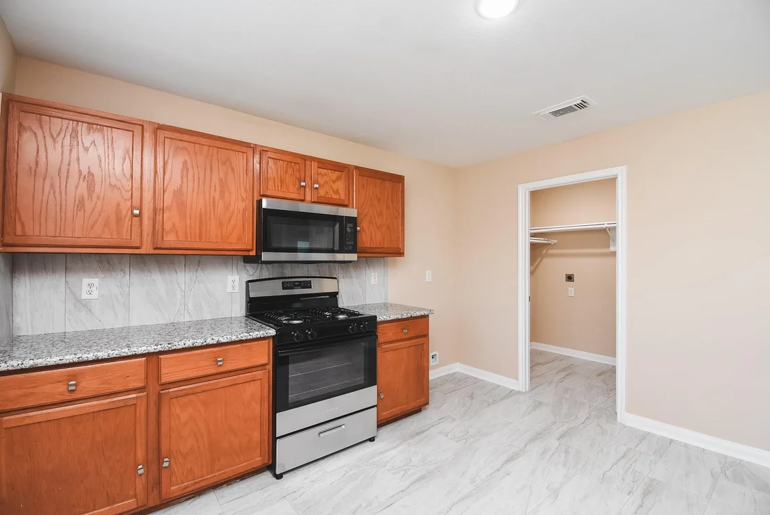 Photo of 20815 Baronsledge Lane