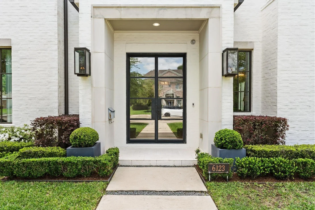 Photo of 6123 Valley Forge Drive