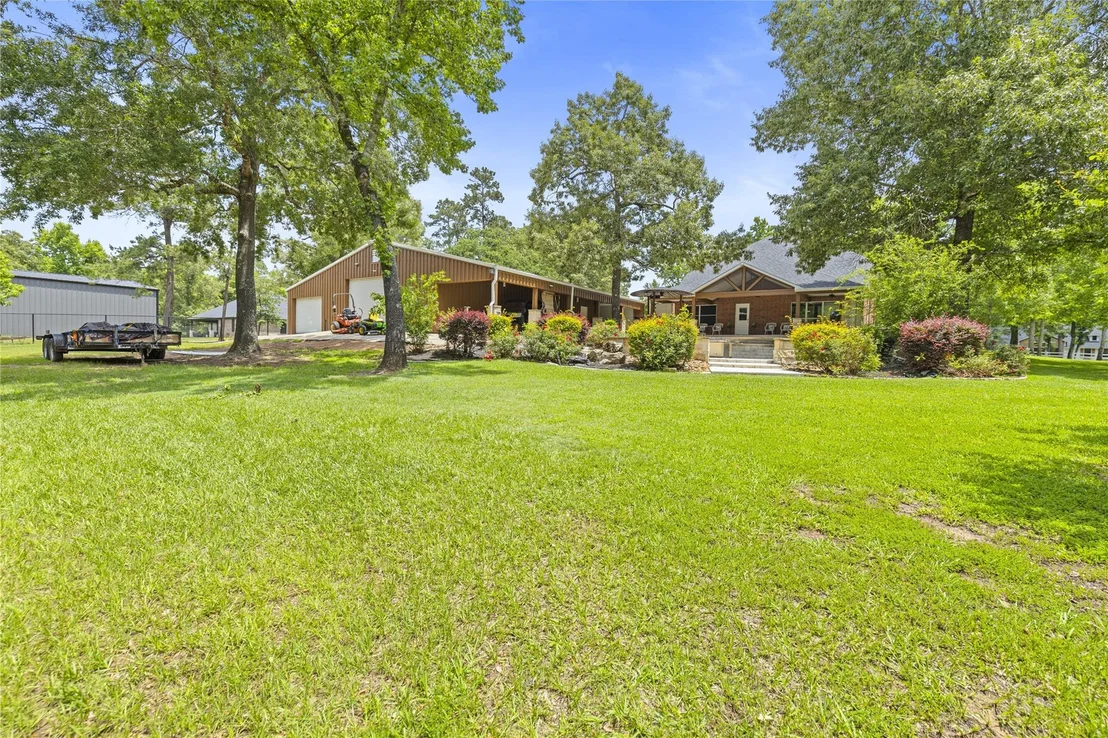 Photo of 203 Mapleleaf Street
