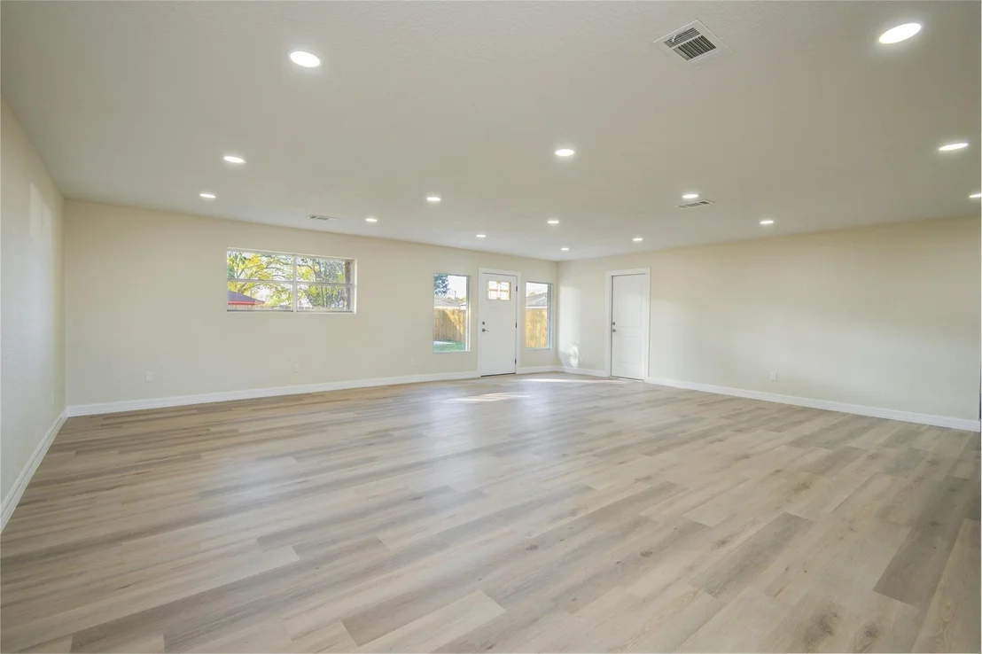 Photo of 3416 Walnut Drive