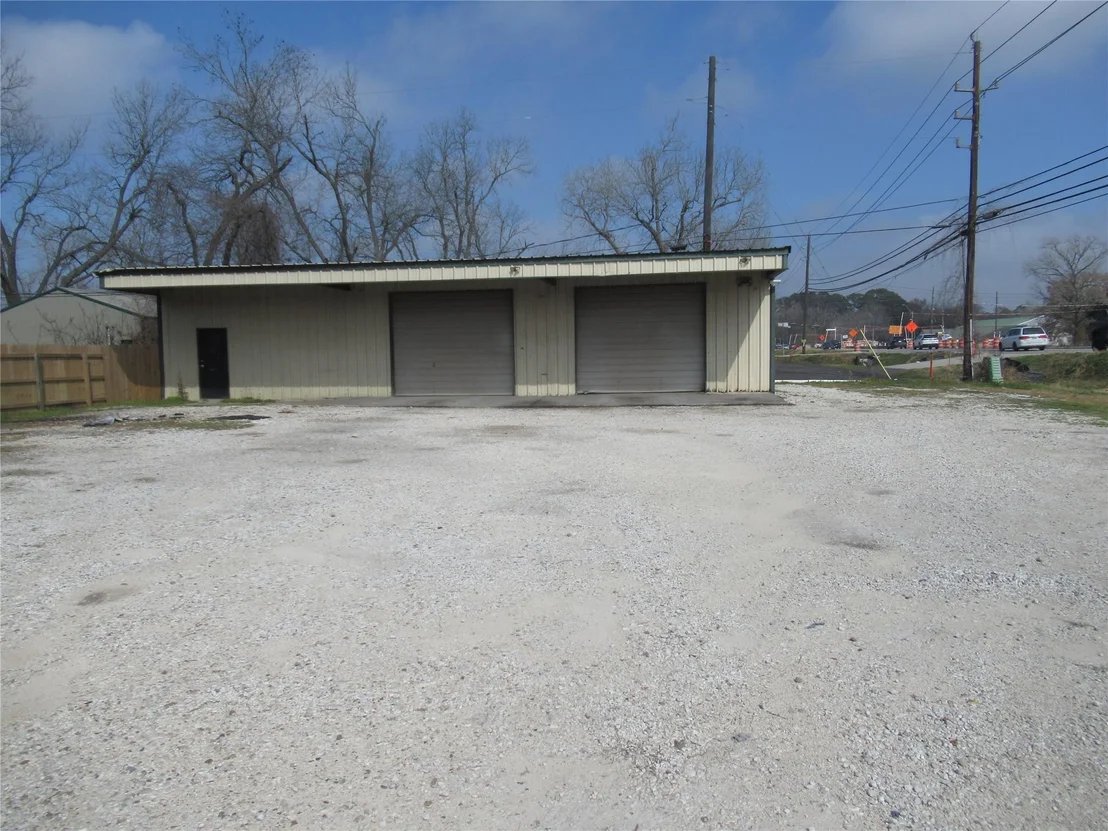 Photo of 1124 Desirable Lane