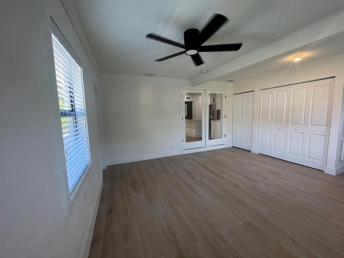 Photo of 3015 Robert Road