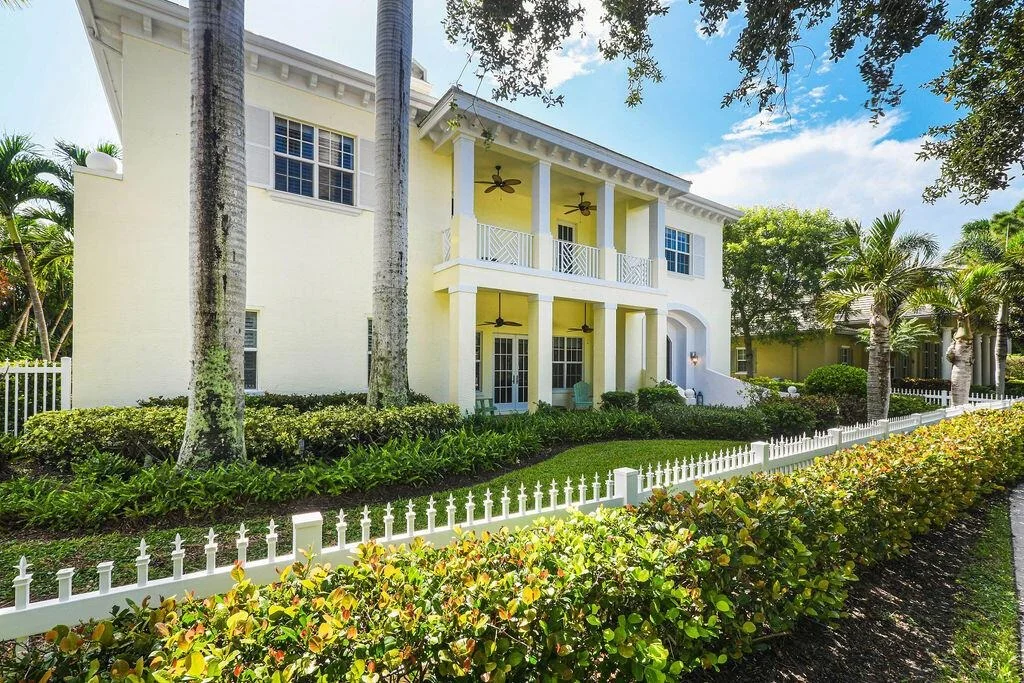 Photo of 3338 Greenway Drive