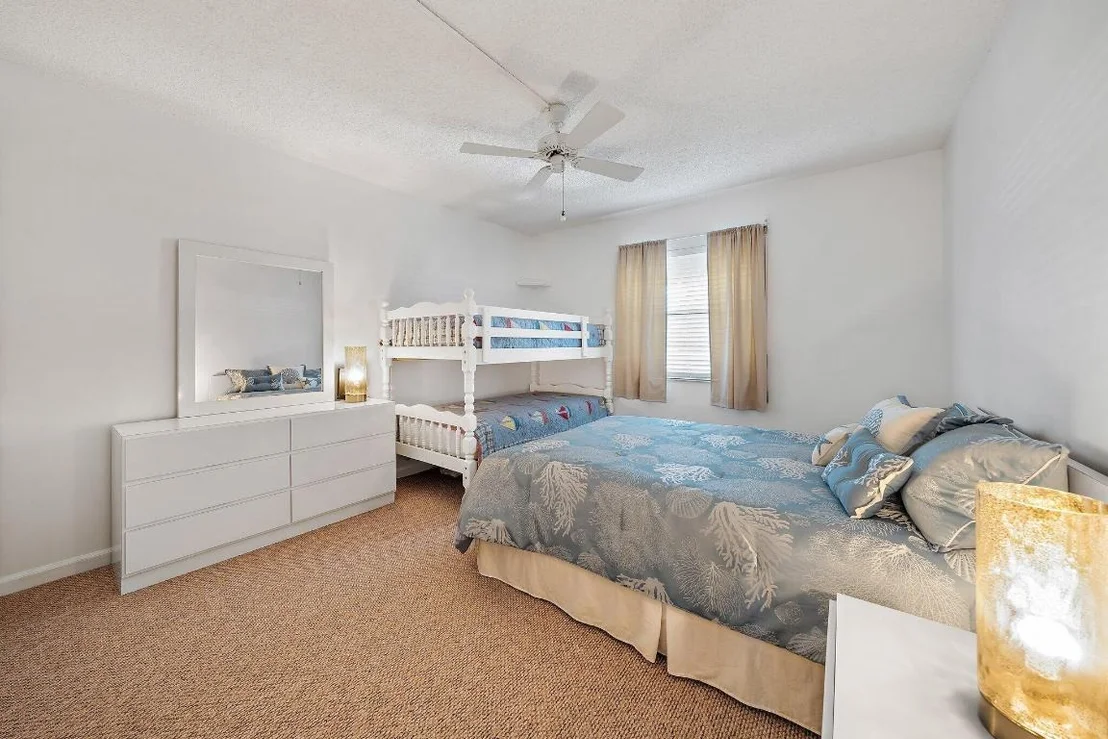 Photo of Unit 203C at 300 N Highway A1a