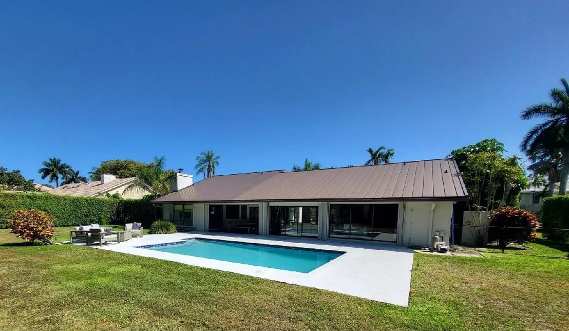 Photo of 4563 Gleneagles Drive