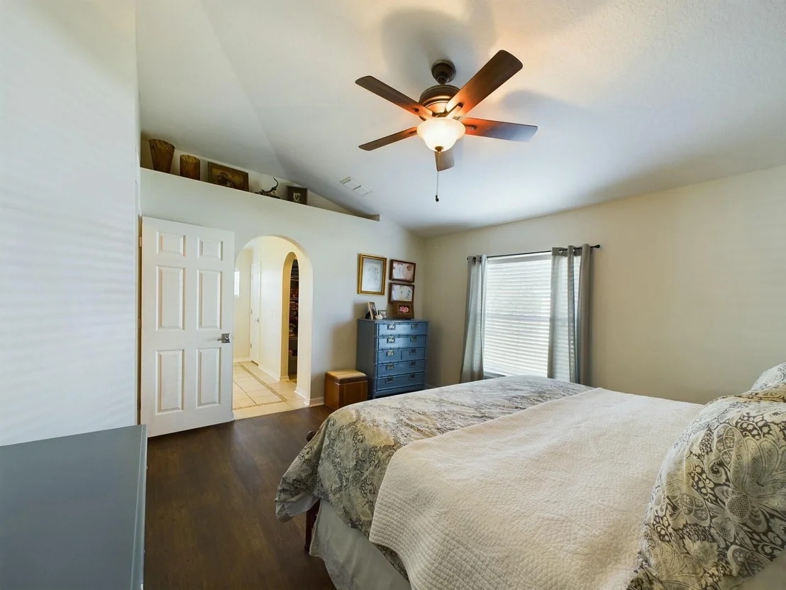 Photo of 467 SE 38th Avenue