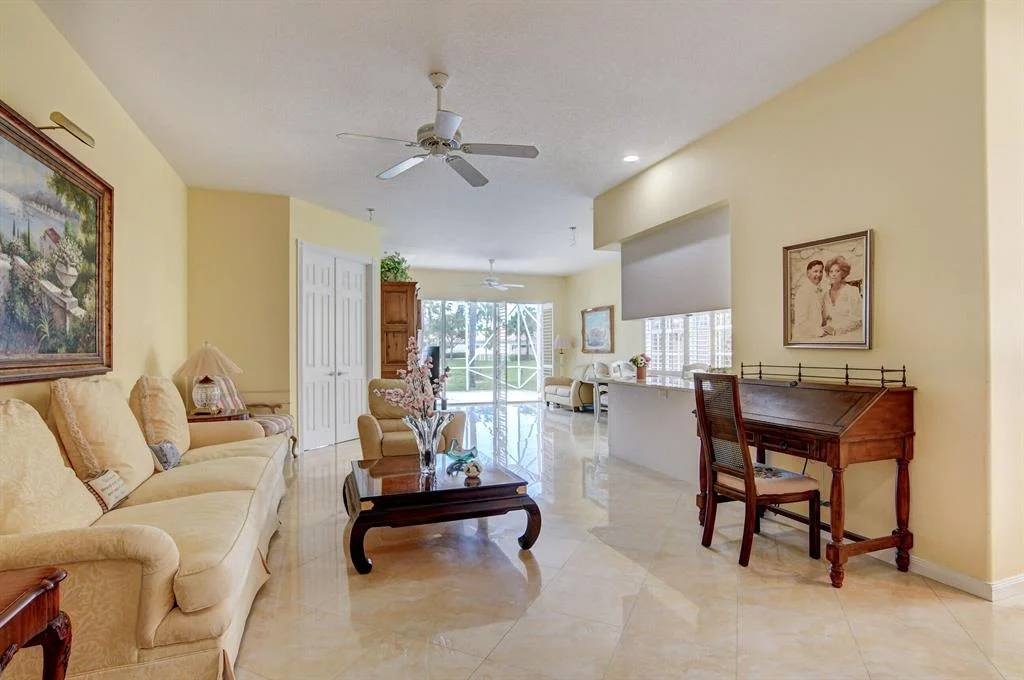 Photo of 2065 Valencia Drive