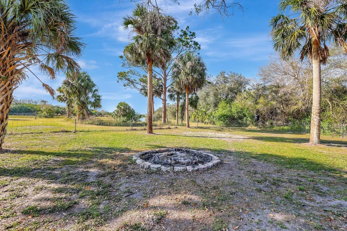Photo of 18925 NW 90th Lane