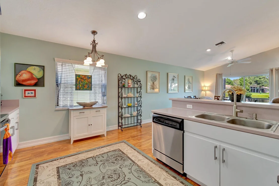 Photo of 7365 Lugano Drive