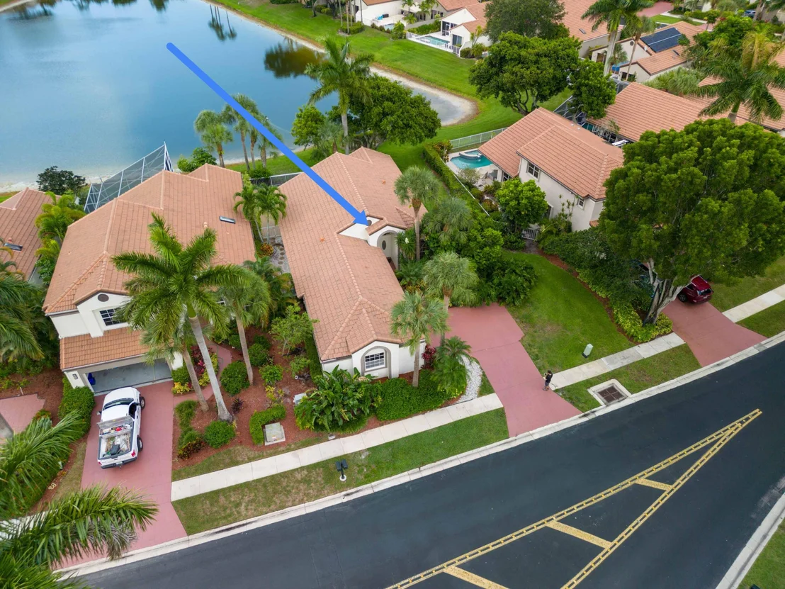 Photo of 22586 Esplanada Drive