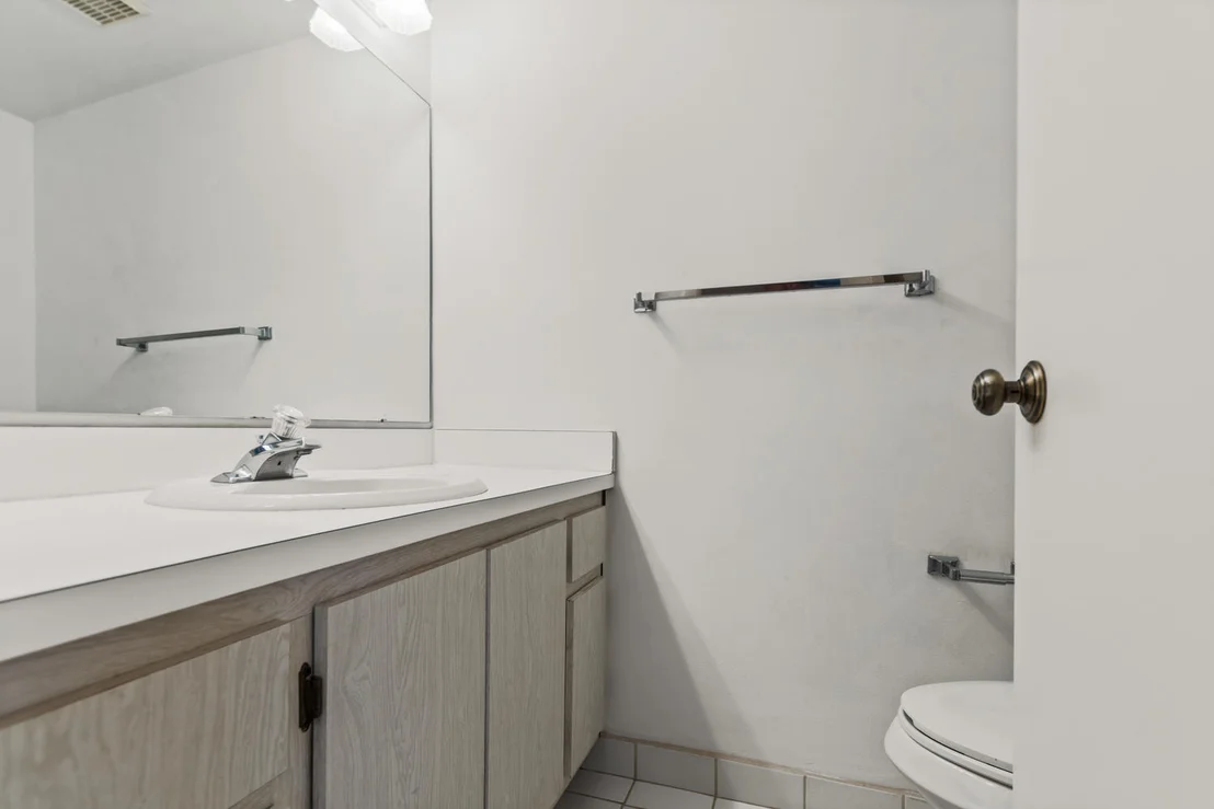 Photo of Unit B2 at 302 Knotty Pine Circle