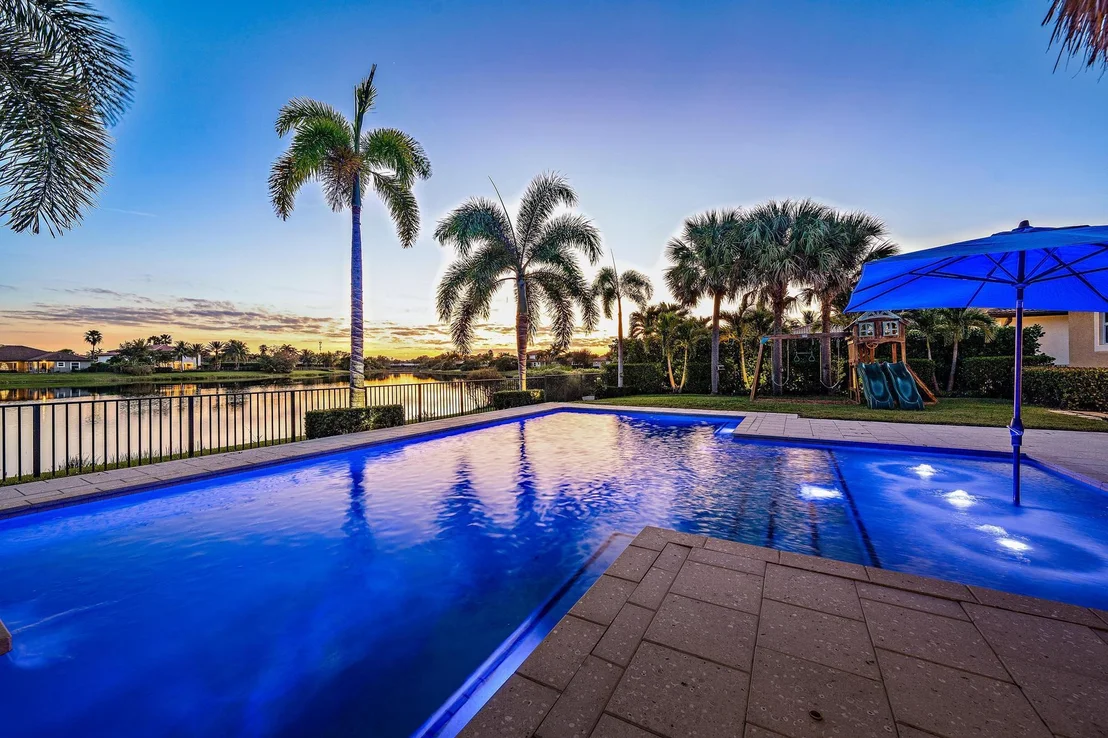 Photo of 112 Manor Circle