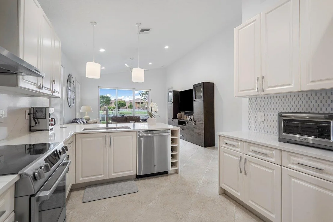 Photo of 8140 Viale Matera