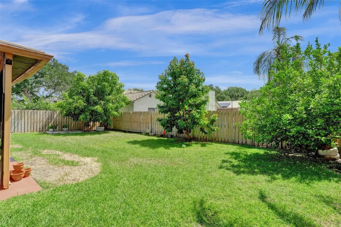 Photo of 2565 Kerry Drive