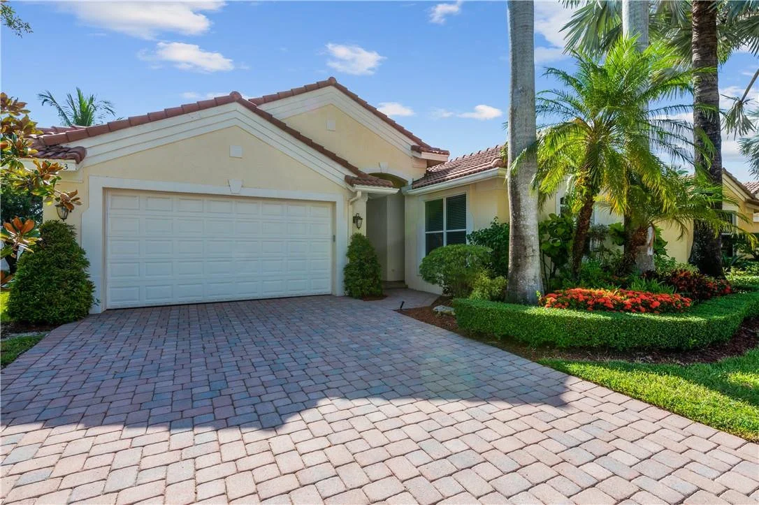 Photo of 1833 Harbor View Circle