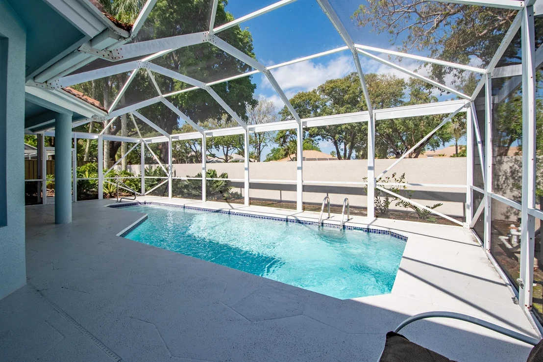 Photo of 262 Eagleton Estate Boulevard