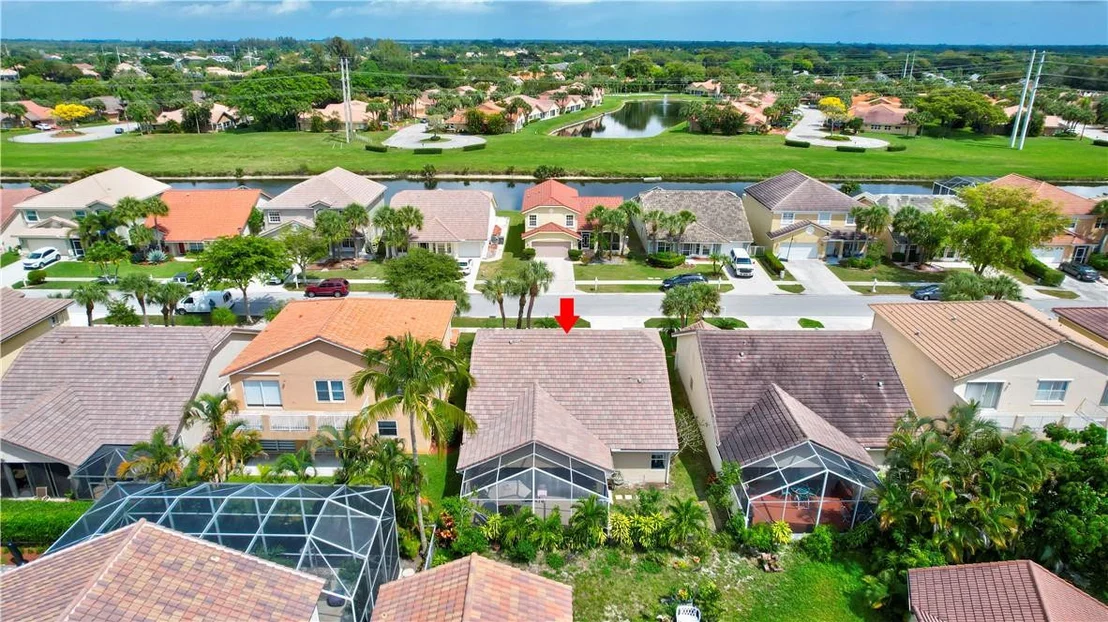 Photo of 18237 Clear Brook Circle