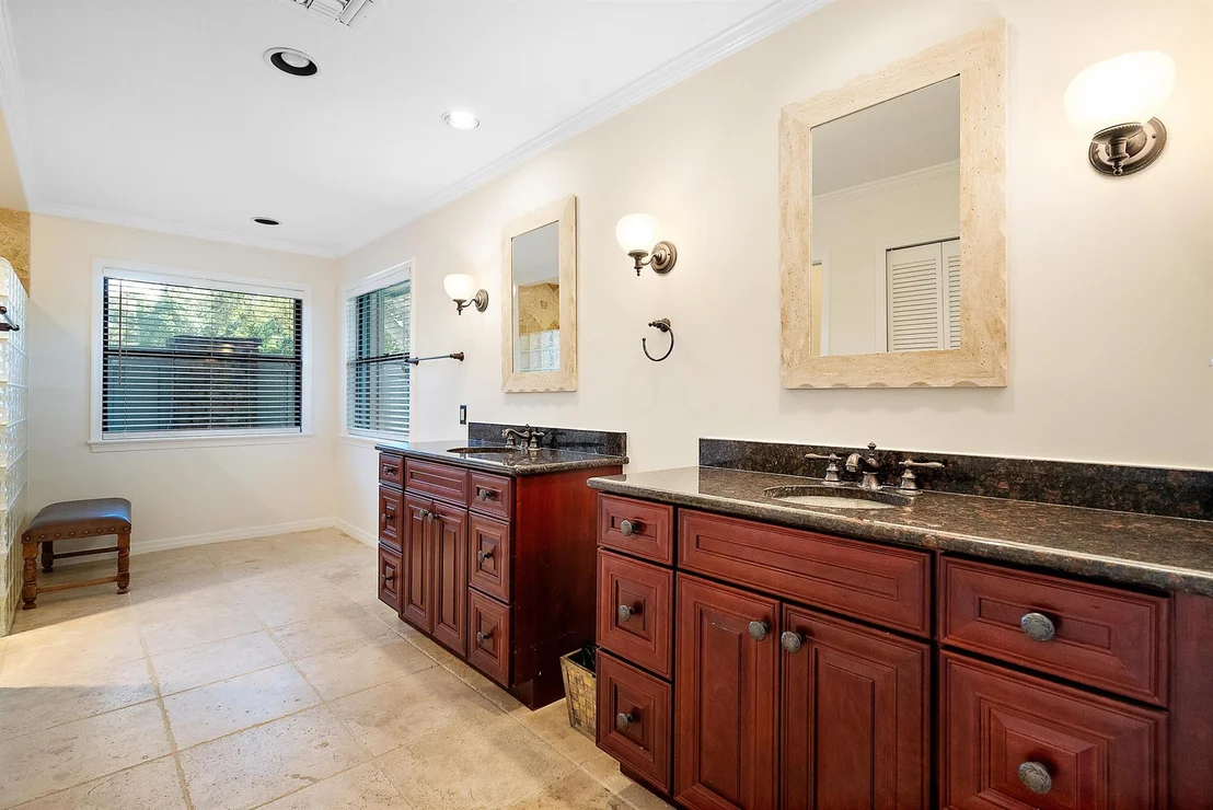 Photo of 5601 SE Winged Foot Drive