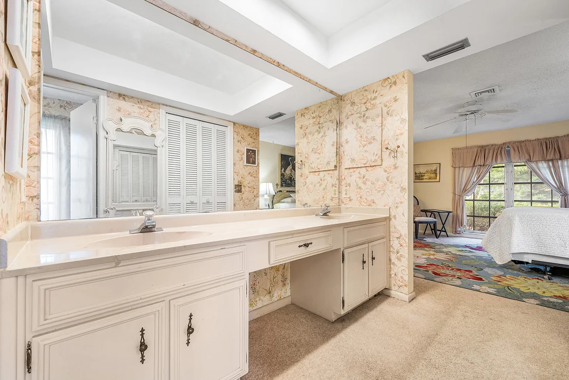 Photo of 446 Pine Villa Drive