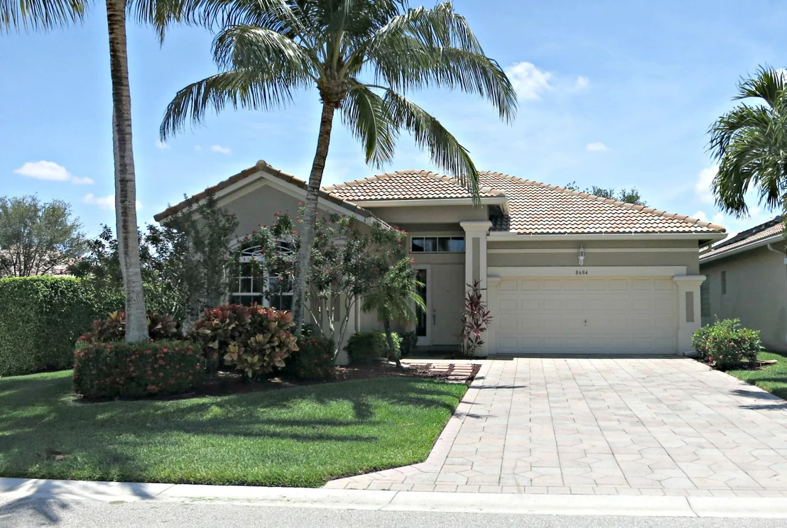 Photo of 8684 Treasure Cay