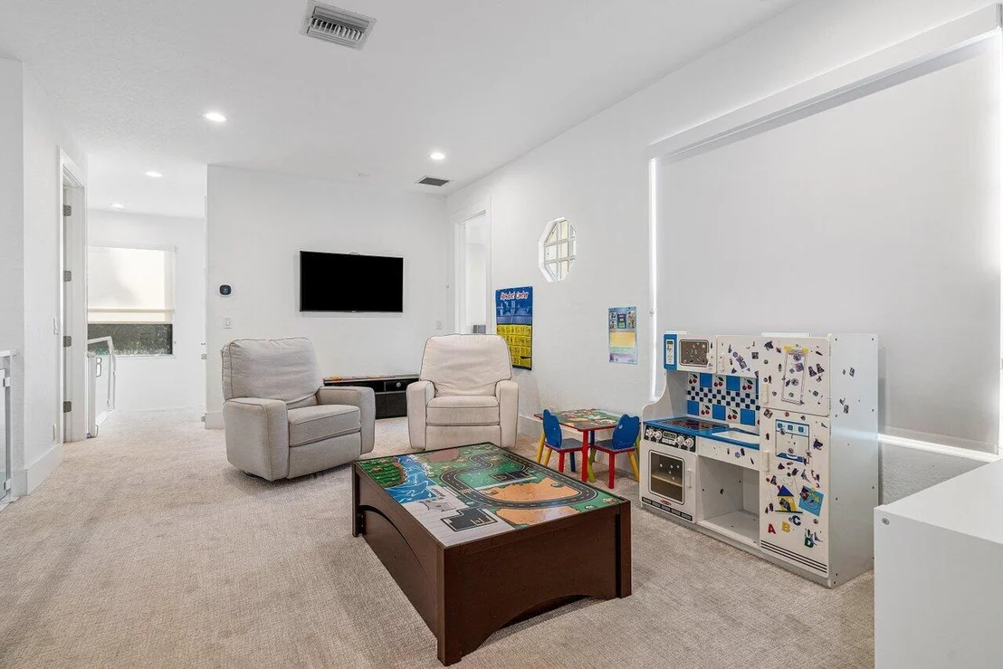 Photo of 4190 NW Briarcliff Circle
