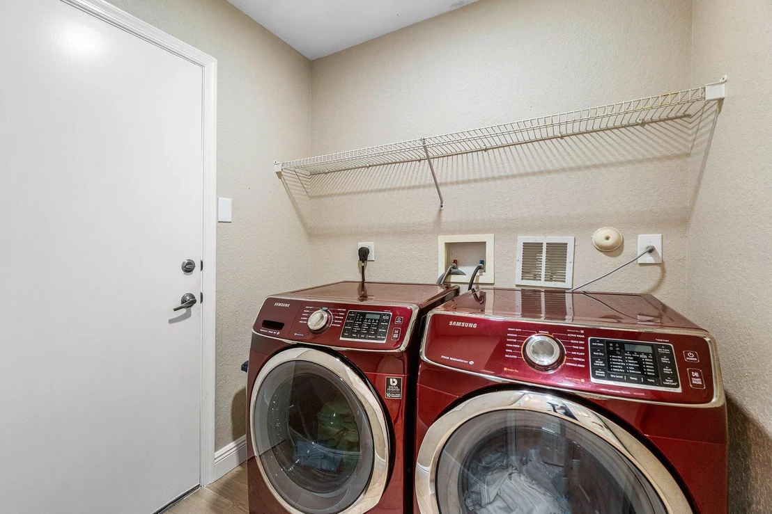 Photo of 6188 Spring Isles Boulevard