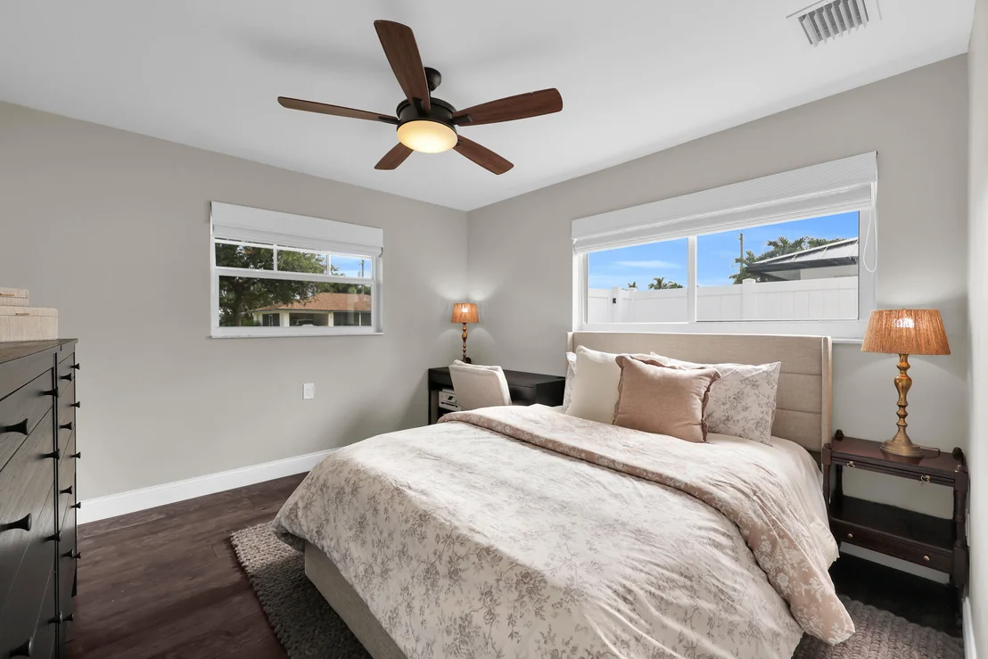 Photo of 8 WINDSOR Road W