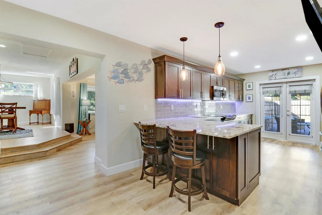 Photo of 2867 Oak Drive