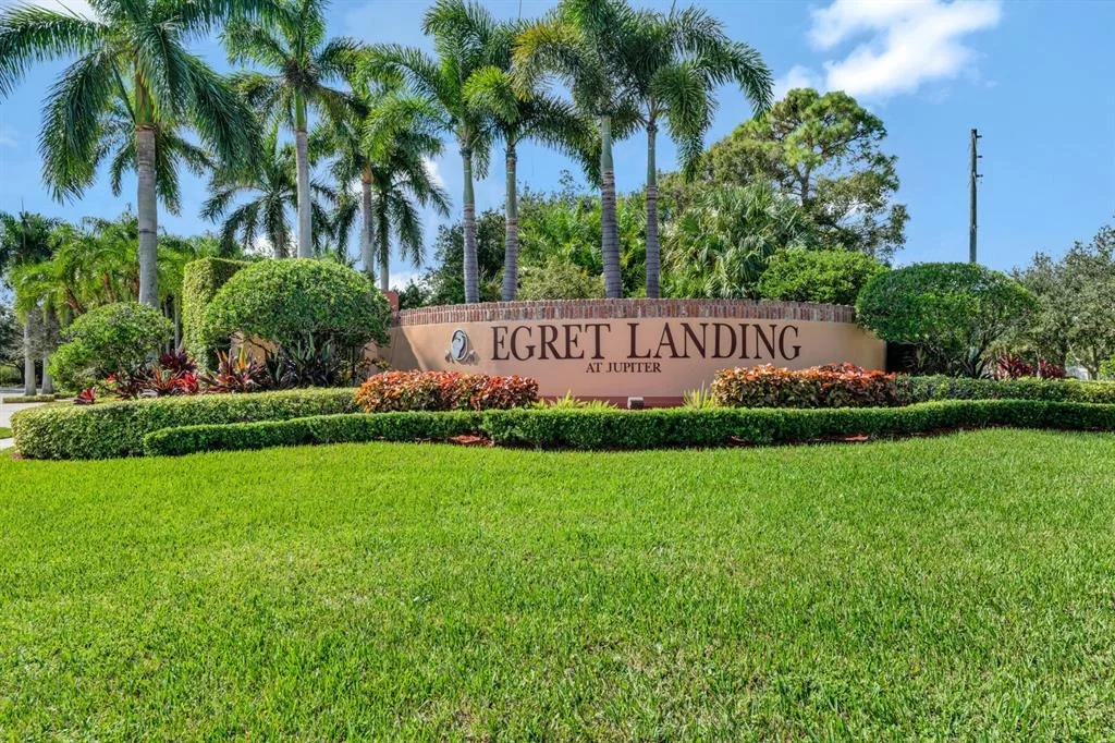 Photo of 247 Spoonbill Lane S