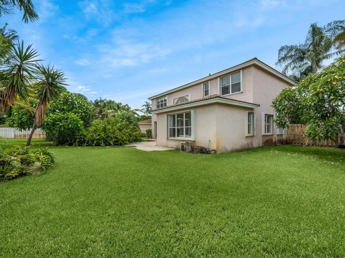 Photo of 6211 Shadow Tree Lane