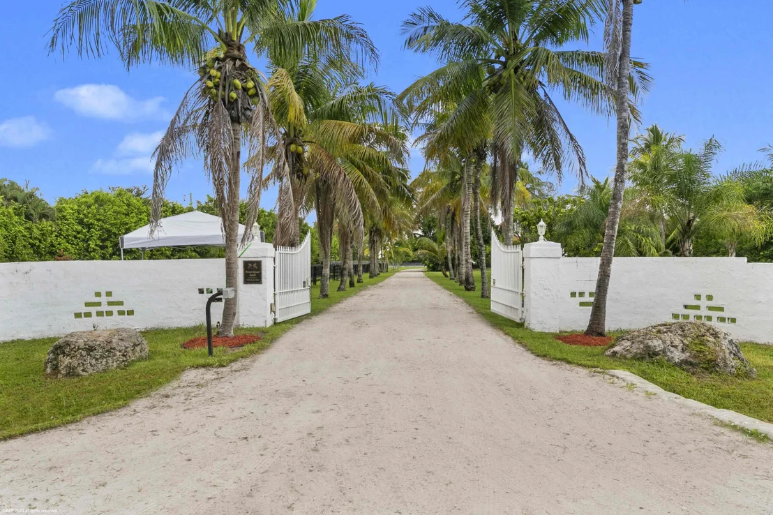 Photo of 16559 Rustic Road