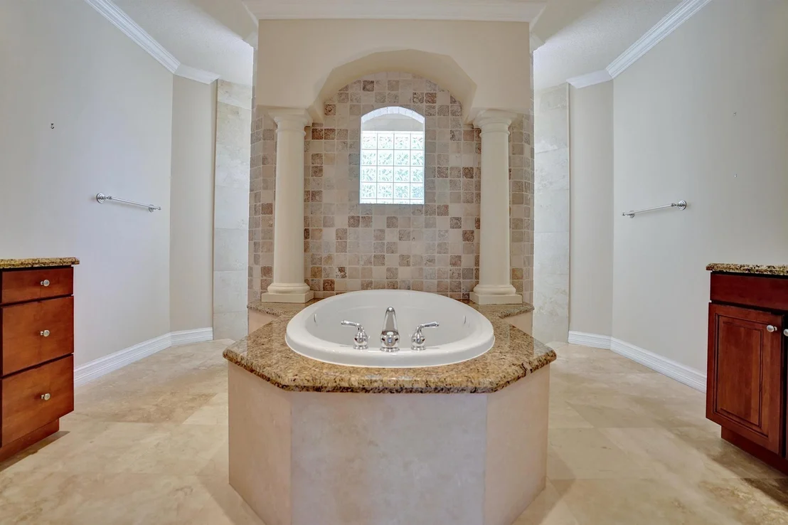 Photo of 603 N Cypress Drive
