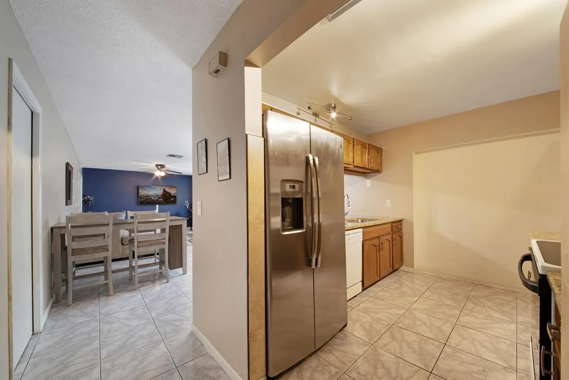 Photo of 2075 SW 24th Circle
