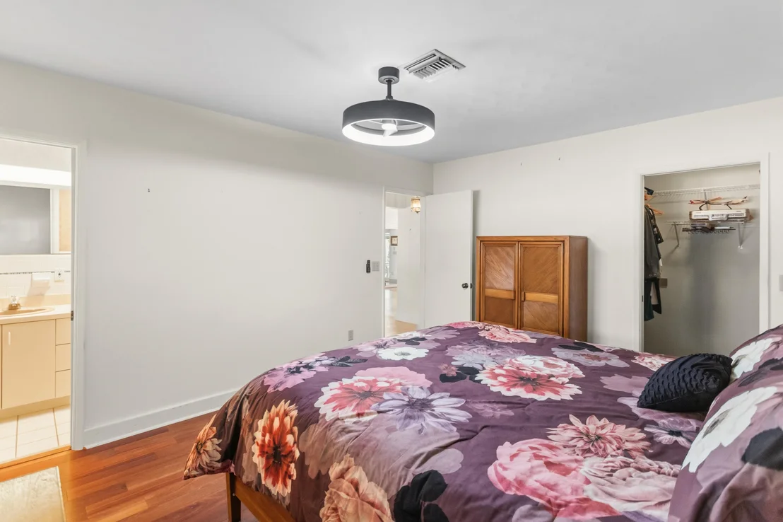Photo of 270 SE 5th Terrace